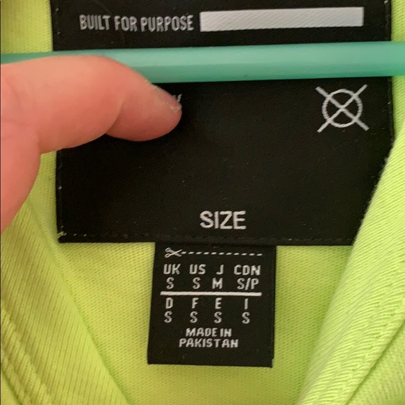 Adidas shirt - Picture 2 of 2